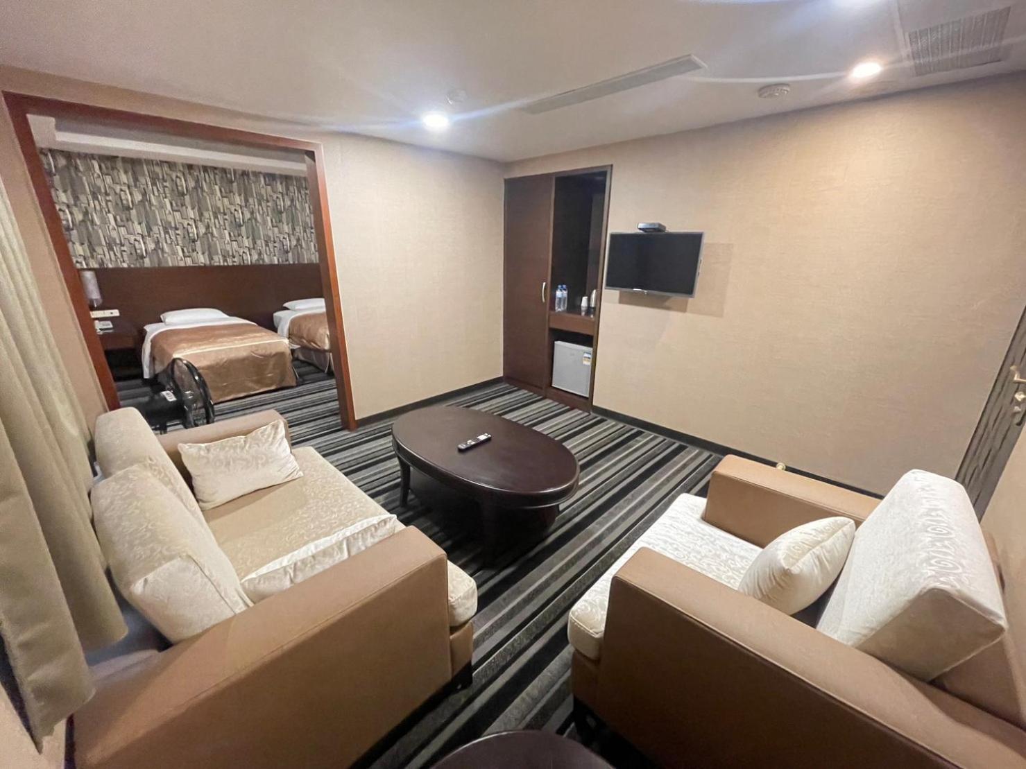 Metropolis Hotel Taojüan Kültér fotó