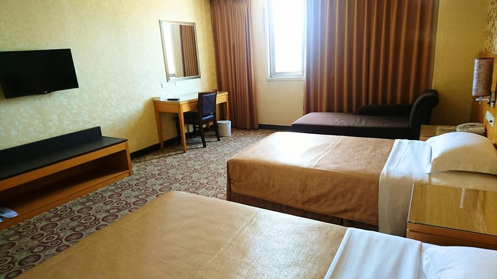 Metropolis Hotel Taojüan Kültér fotó