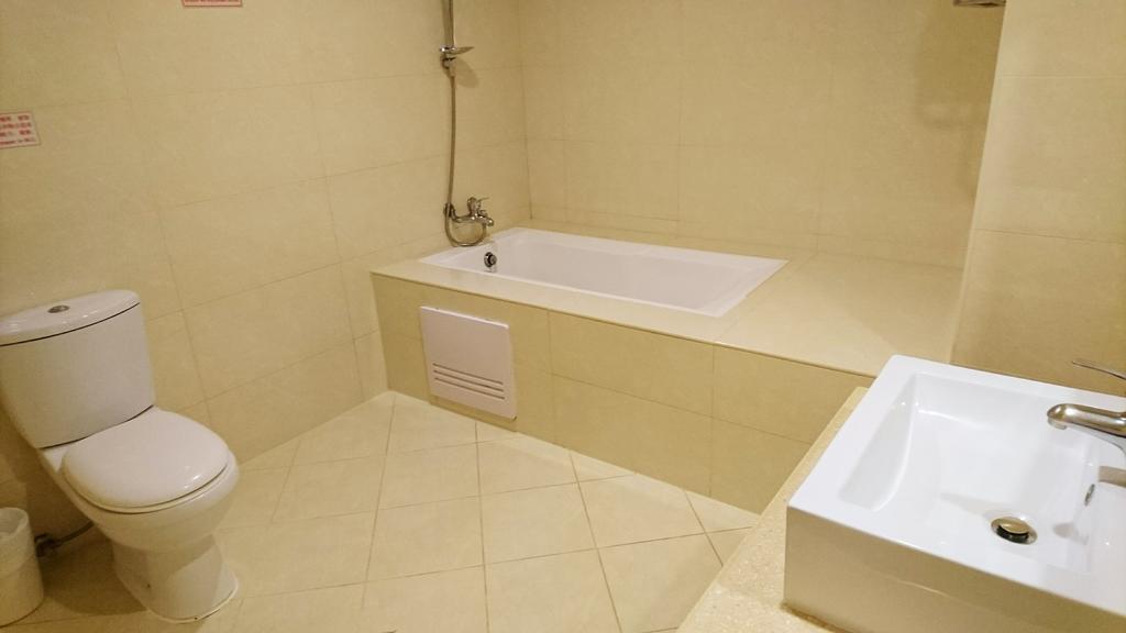 Metropolis Hotel Taojüan Kültér fotó