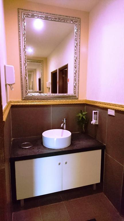 Metropolis Hotel Taojüan Kültér fotó